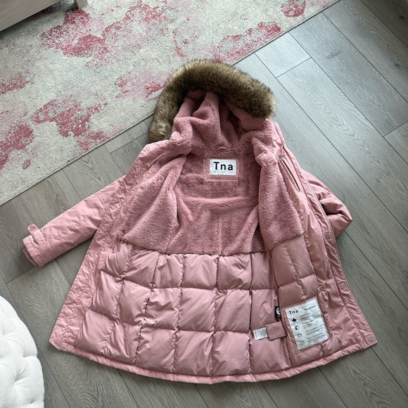 TNA Summit Parka in the colour PINK. (XXS) - Picture 6 of 9